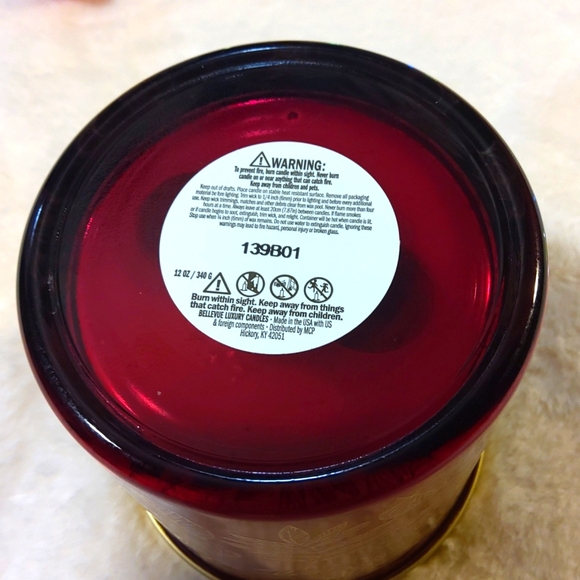 Bellevue Luxury Candles | 12 oz. Heirloom apple grove - Picture 3 of 3